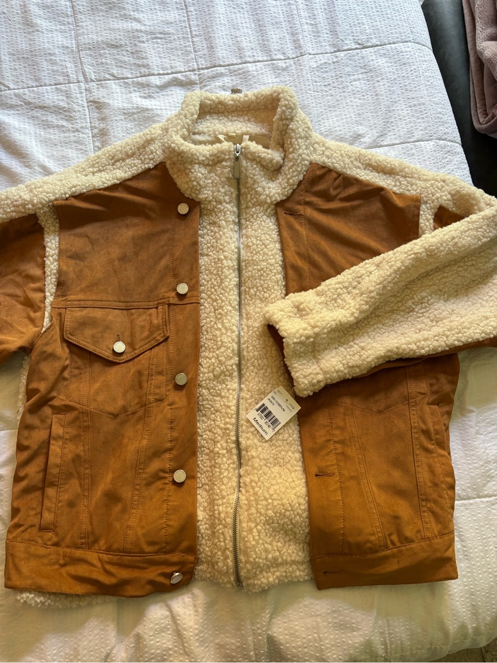 Womenβs BlankNYC Sherpa-Lined Trucker Jacket - Cream & Brown
